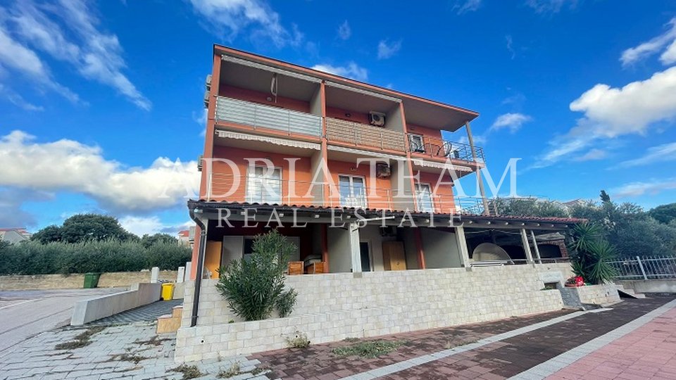 TWO-STORY APARTMENT WITH SEA VIEW - NOVALJA, PAG
