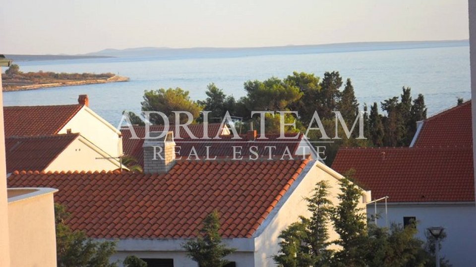 THREE-BEDROOM APARTMENT CLOSE TO THE BEACH WITH SEA VIEW - NOVALJA, PAG