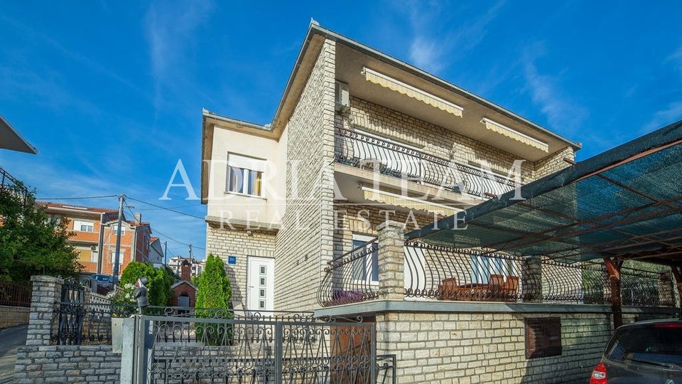 House, 346 m2, For Sale, Okrug - Okrug Gornji
