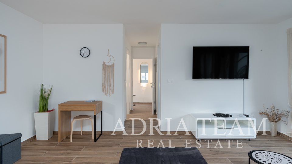 APARTMANI U STAMBENOJ ZGRADI - VIR