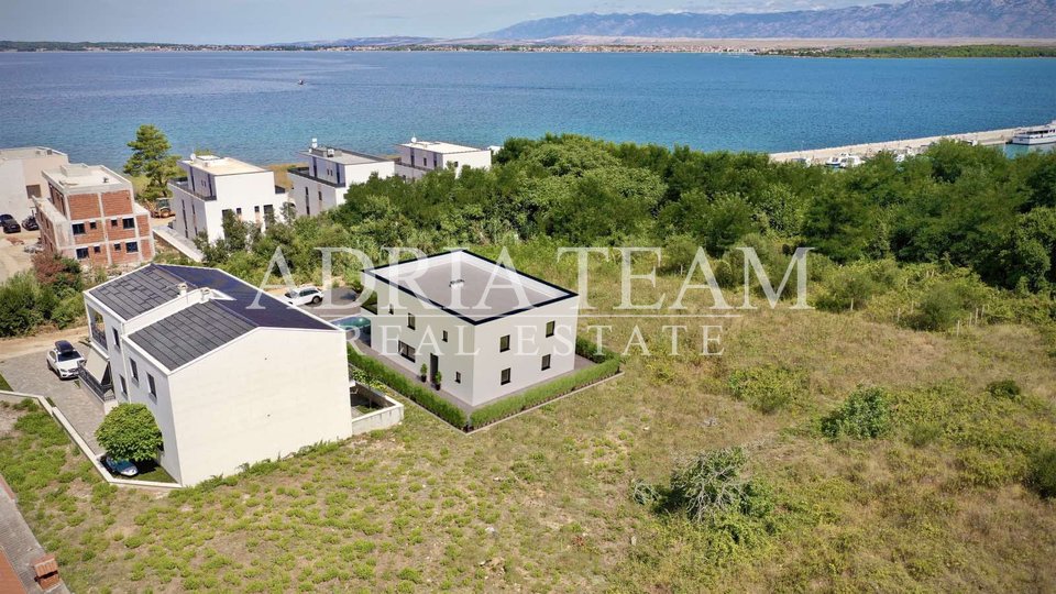 House, 306 m2, For Sale, Privlaka