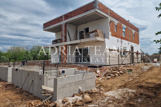 House, 306 m2, For Sale, Privlaka