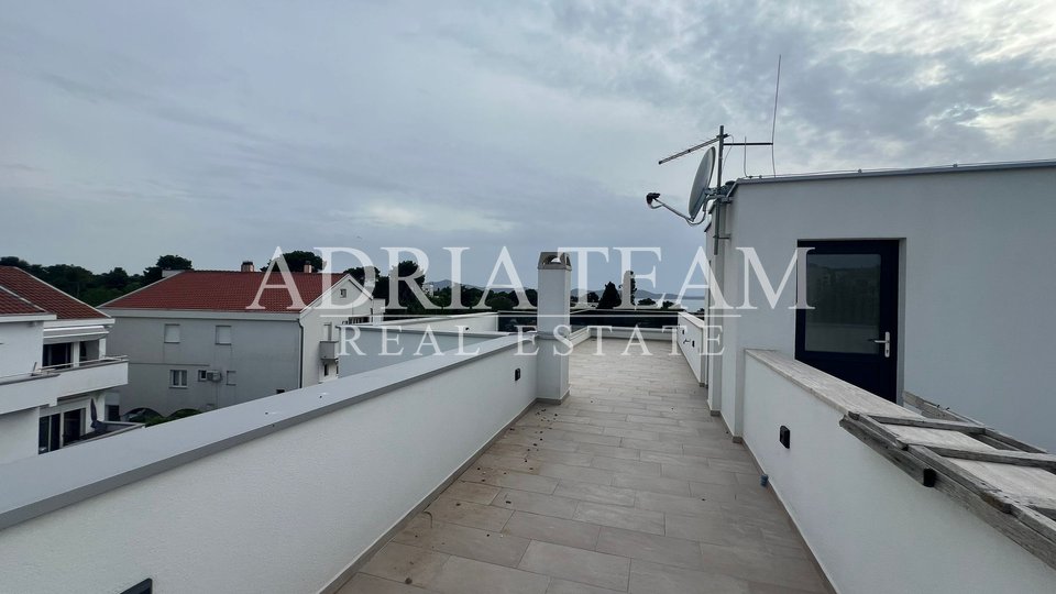 APARTMENTS IN A RESIDENTIAL BUILDING, 150 m FROM THE SEA - DIKLO, ZADAR