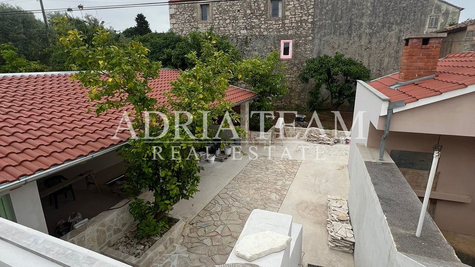 House, 150 m2, For Sale, Preko - Sutomišćica