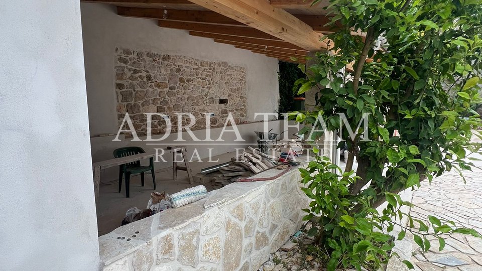 House, 150 m2, For Sale, Preko - Sutomišćica