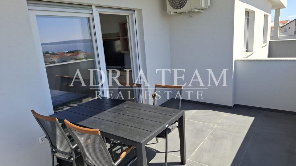 APARTMENTS WITH SEA VIEW, COMPLETELY FURNISHED - POVLJANA, PAG