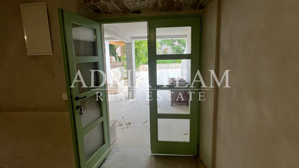 House, 150 m2, For Sale, Preko - Sutomišćica