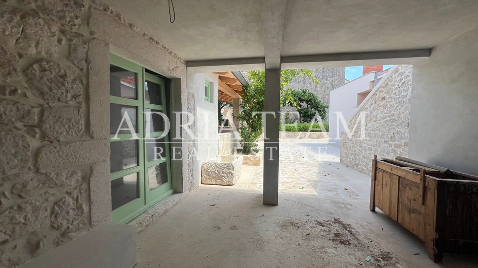 House, 150 m2, For Sale, Preko - Sutomišćica