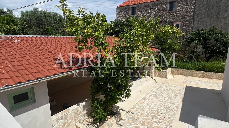 House, 150 m2, For Sale, Preko - Sutomišćica