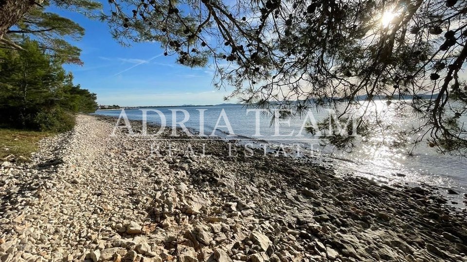 LUXURY APARTMENTS IN A QUIET LOCATION, 100 M FROM THE SEA, KOŽINO - ZADAR
