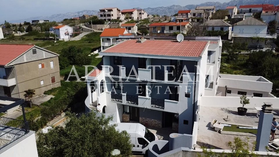 House, 360 m2, For Sale, Ražanac - Rtina