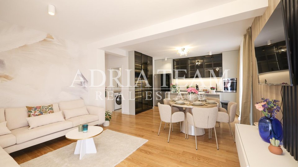 PENTHOUSE SE STŘEŠNÍ TERASOU VE VÝBORNÉ LOKALITĚ, NOVOSTAVBA - STANOVI, ZADAR