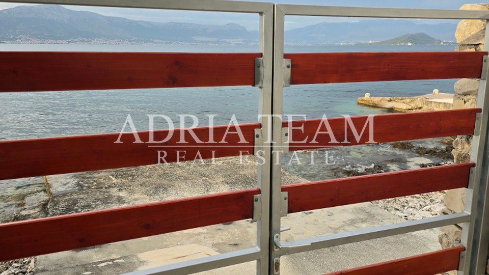 House, 260 m2, For Sale, Slatine