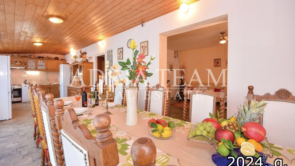 House, 260 m2, For Sale, Slatine