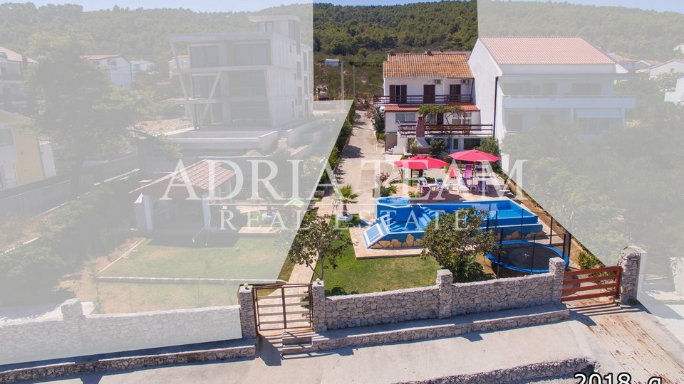 House, 260 m2, For Sale, Slatine