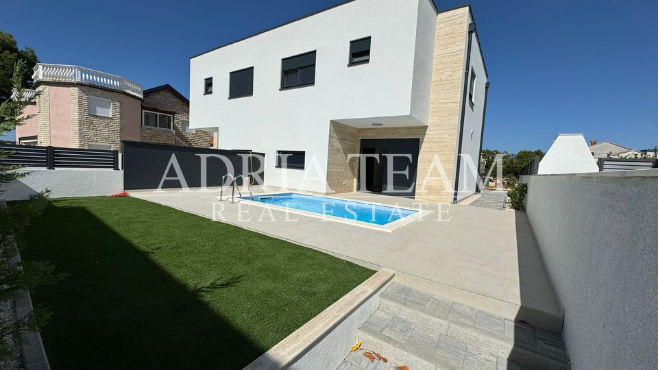 House, 257 m2, For Sale, Vir