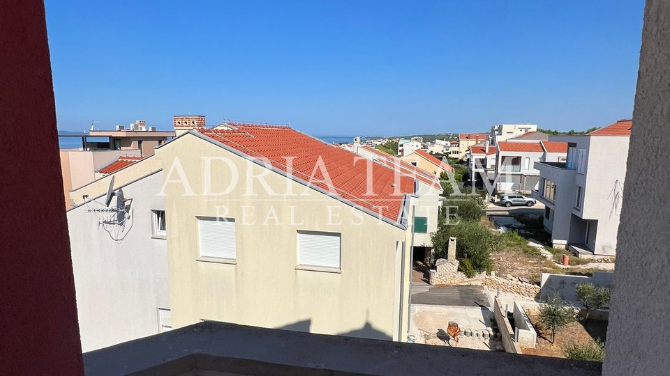 HOUSE WITH SPACIOUS COURTYARD AND SEA VIEW - DIKLO, ZADAR