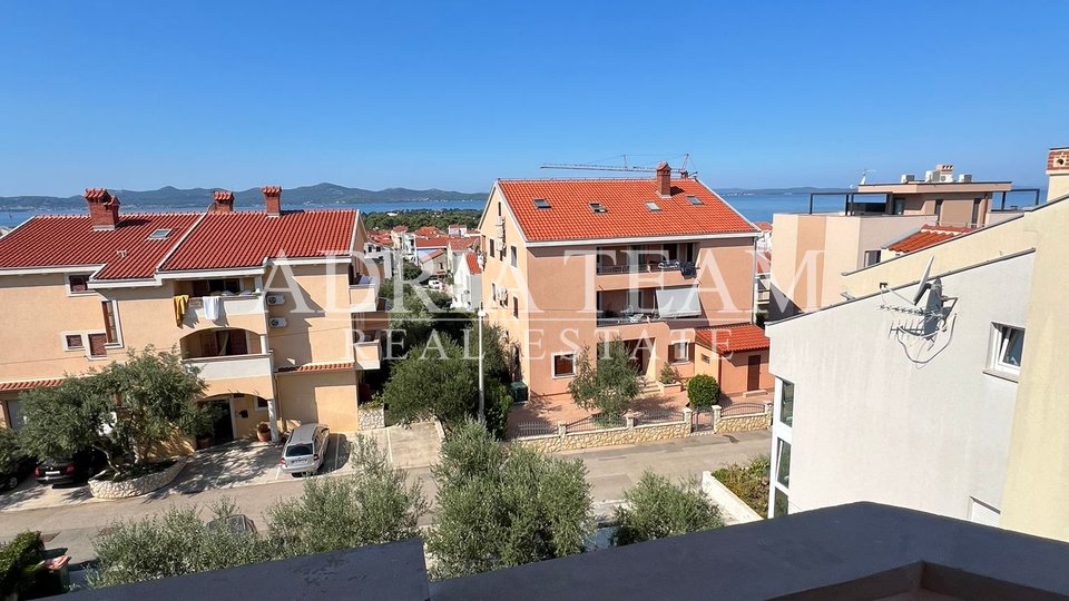 HOUSE WITH SPACIOUS COURTYARD AND SEA VIEW - DIKLO, ZADAR