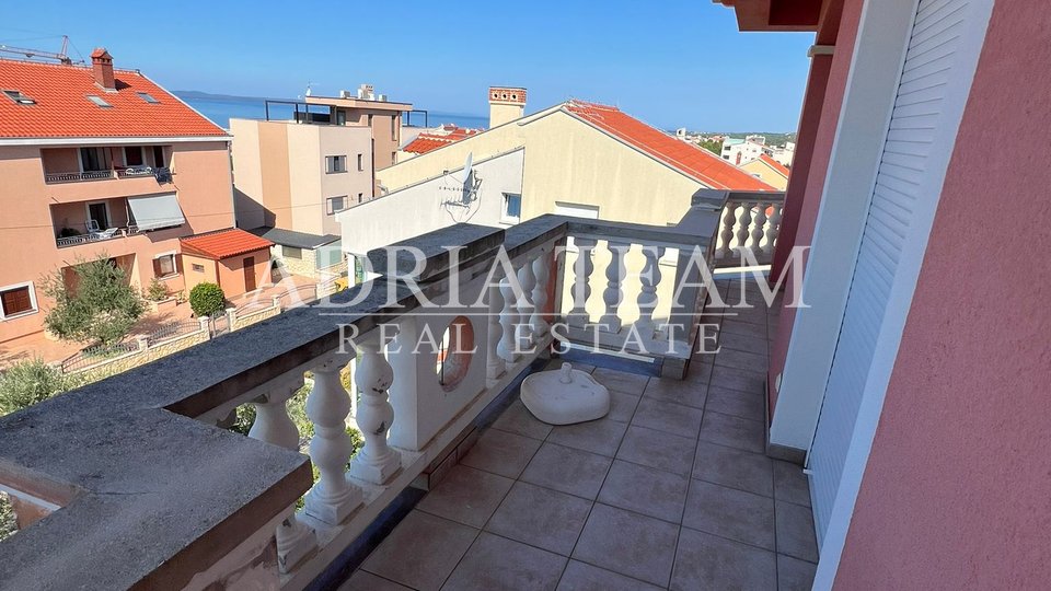 HOUSE WITH SPACIOUS COURTYARD AND SEA VIEW - DIKLO, ZADAR