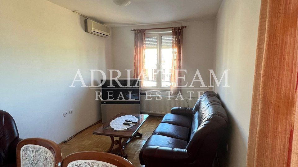 COMPLETELY FURNISHED TWO-BEDROOM FLAT, MINIMALLY USED, VICINITY OF ALL CONTENTS - MELADA, ZADAR