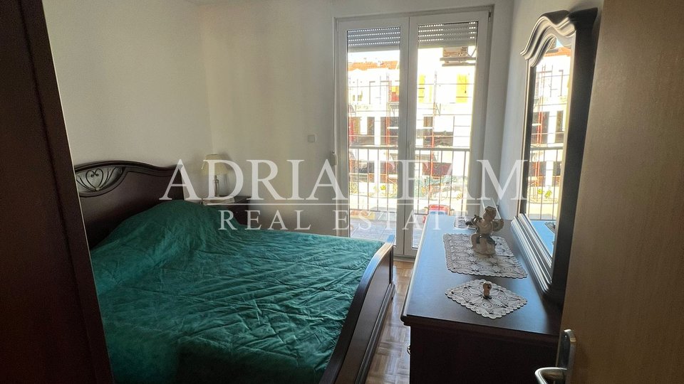 COMPLETELY FURNISHED TWO-BEDROOM FLAT, MINIMALLY USED, VICINITY OF ALL CONTENTS - MELADA, ZADAR