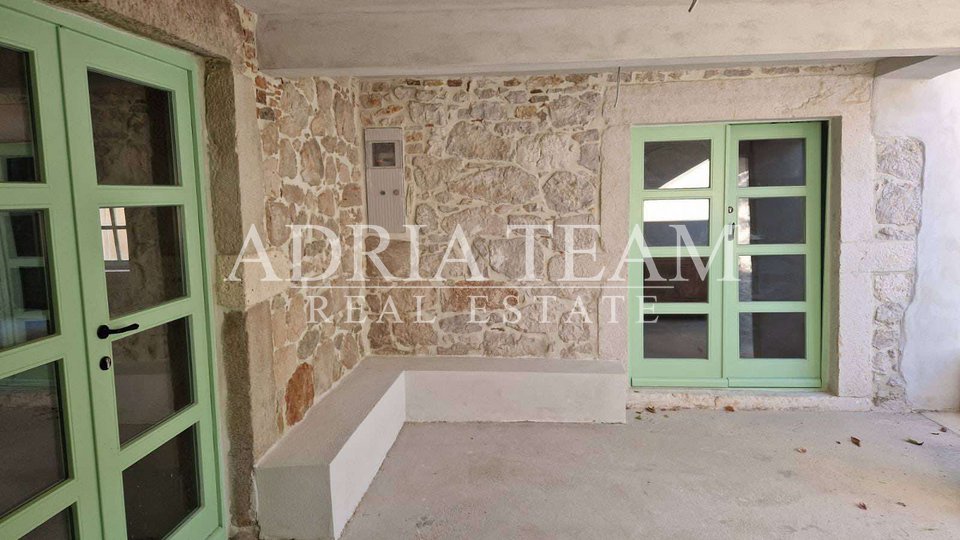 House, 150 m2, For Sale, Preko - Sutomišćica