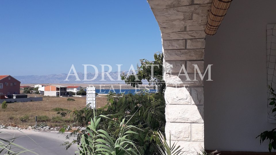 HOUSE WITH 2 APARTMENTS AND YARD, 150 m FROM THE SEA - VIR (NORTH SIDE)