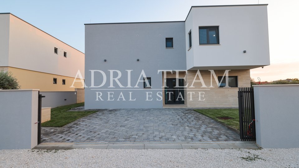 VILA , SMART HOME, NOVOGRADNJA - VIR