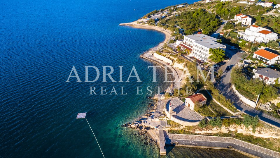 Hotel, 3931 m2, Verkauf, Novigrad