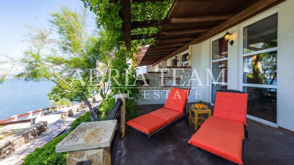 Hotel, 3931 m2, Verkauf, Novigrad