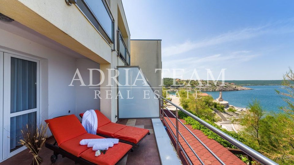 Hotel, 3931 m2, Verkauf, Novigrad