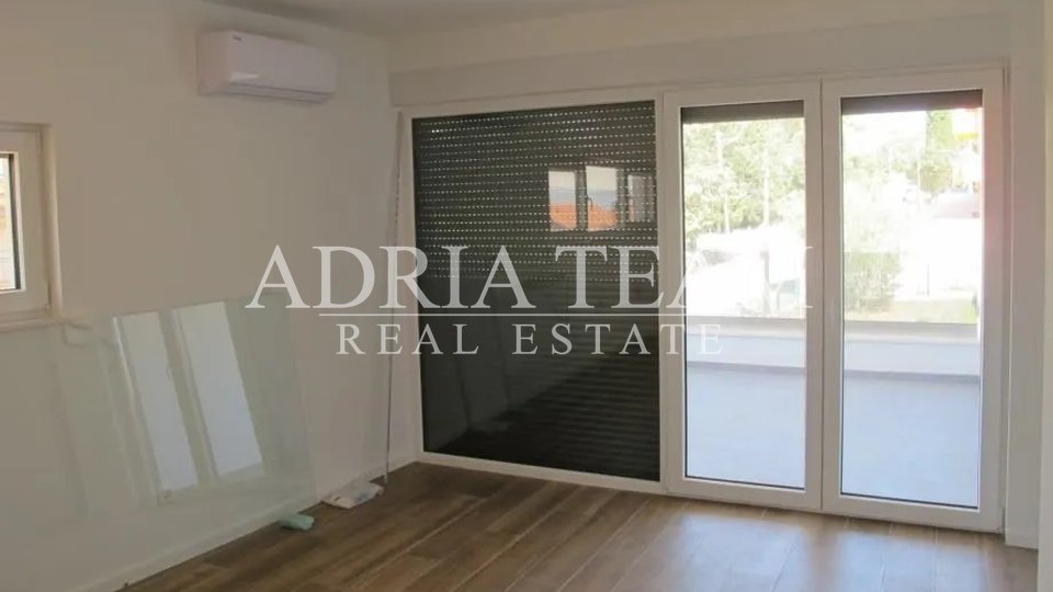 TWO-BEDROOM APARTMENT WITH OPEN SEA VIEW, PETRČANE - ZADAR