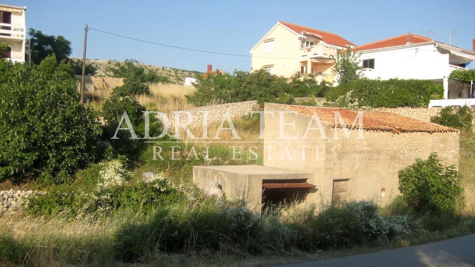 BUILDING LAND - 30 m FROM THE SEA