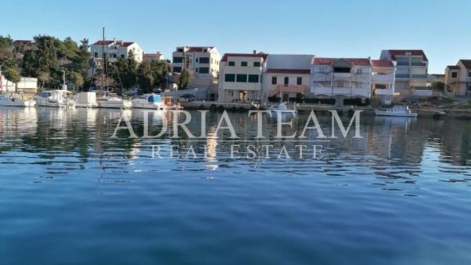 House, 378 m2, For Sale, Pag - Šimuni