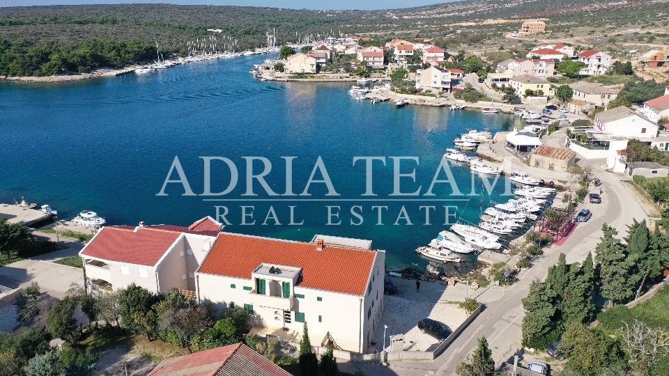 House, 378 m2, For Sale, Pag - Šimuni