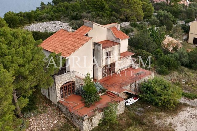 House, 348 m2, For Sale, Sali