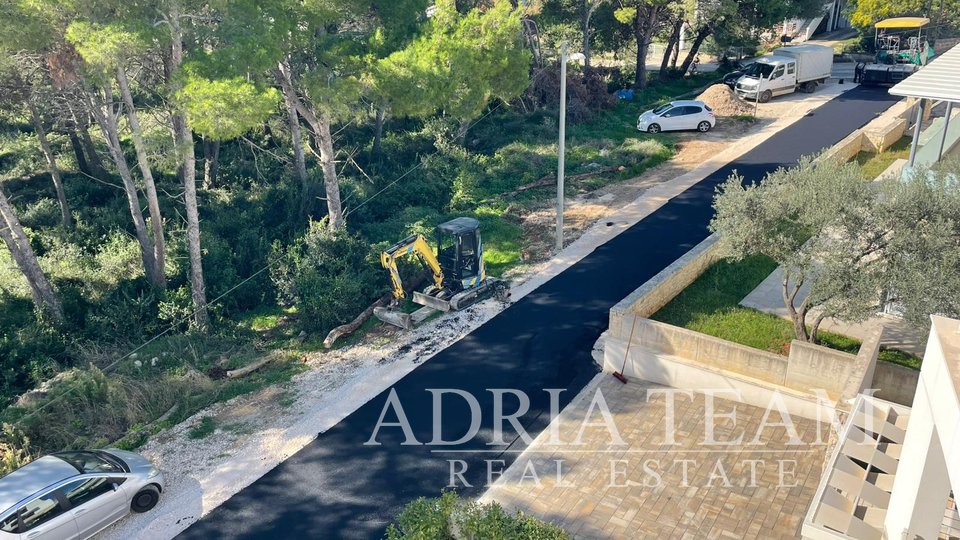 LUXUSNÍ APARTMÁNY NA KLIDNÉM MÍSTĚ, 100 m OD MOŘE, KOŽINO – ZADAR