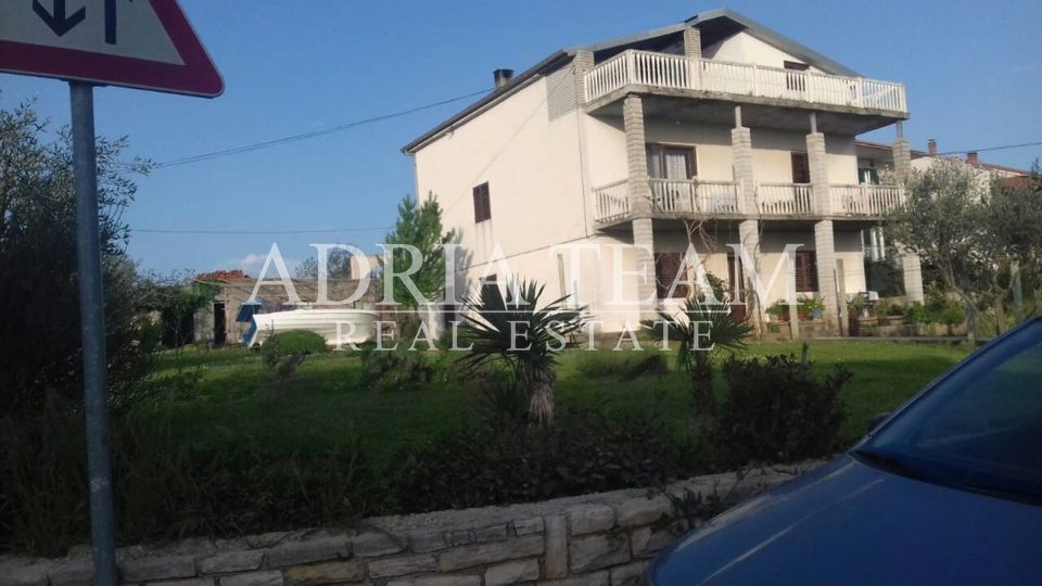 House, 430 m2, For Sale, Zadar - Diklo