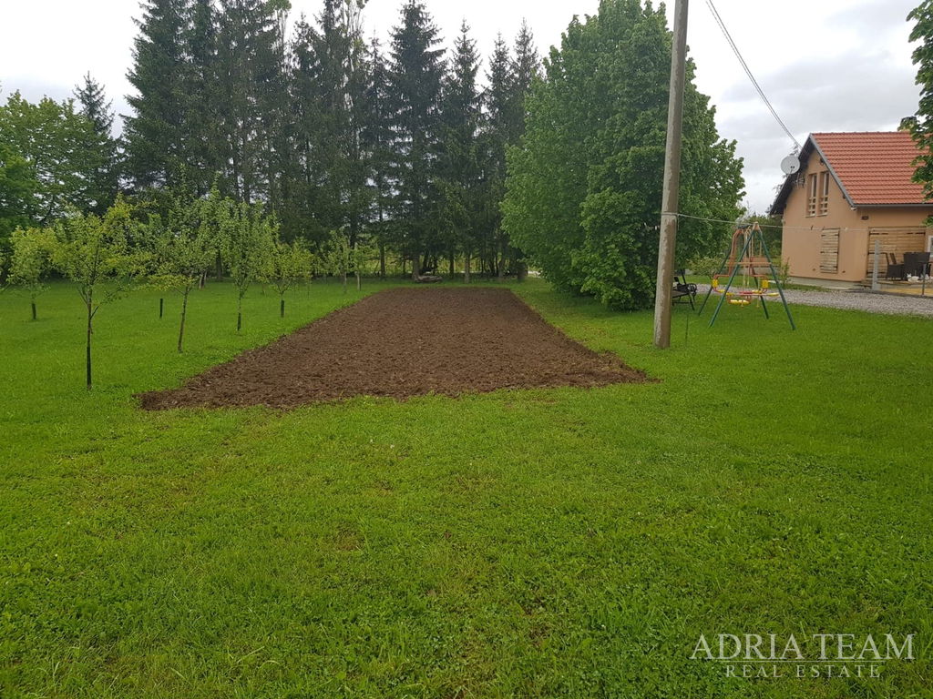 LUXURY VILLA WITH HEATED POOL ON A 10,000 m² ESTATE – KRUŠKOVAC, GOSPIĆ