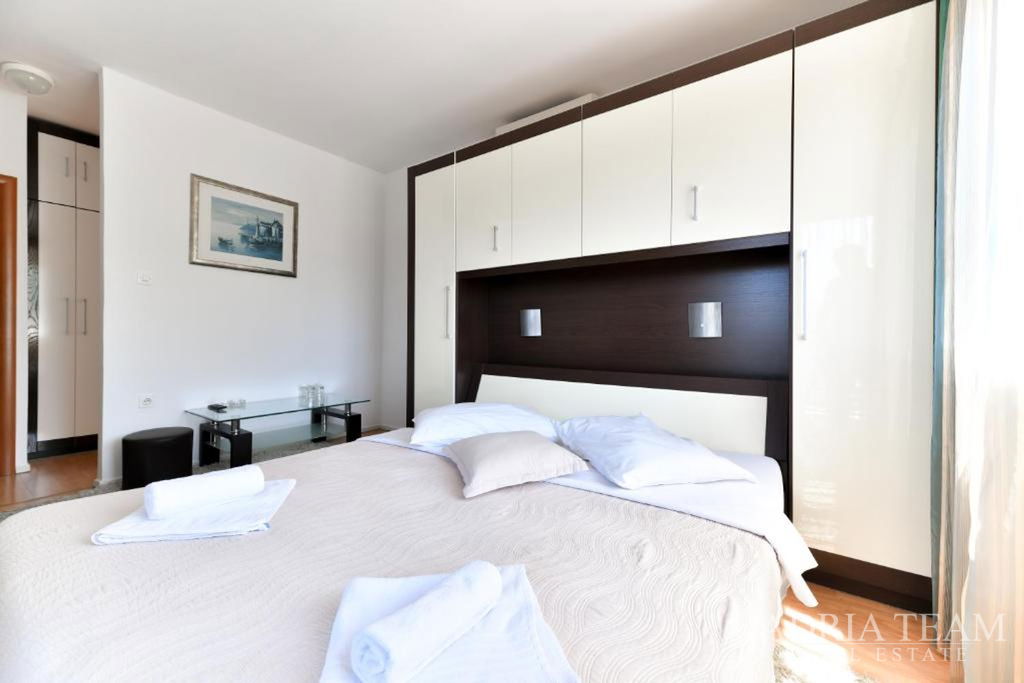 HOTEL COMPLEX WITH RESTAURANT AND ESTABLISHED TOURISM BUSINESS, SUKOŠAN - ZADAR