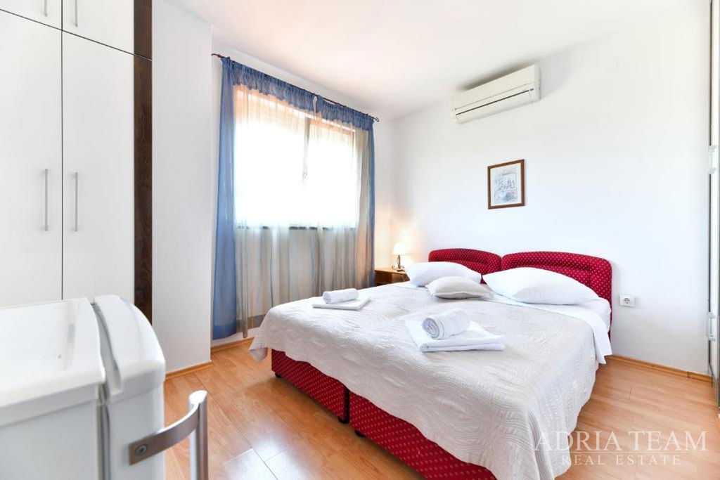 HOTEL COMPLEX WITH RESTAURANT AND ESTABLISHED TOURISM BUSINESS, SUKOŠAN - ZADAR