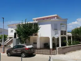 HOUSE WITH 3 RESIDENTIAL UNITS AND GARDEN -  VIR, ZADAR property for sale