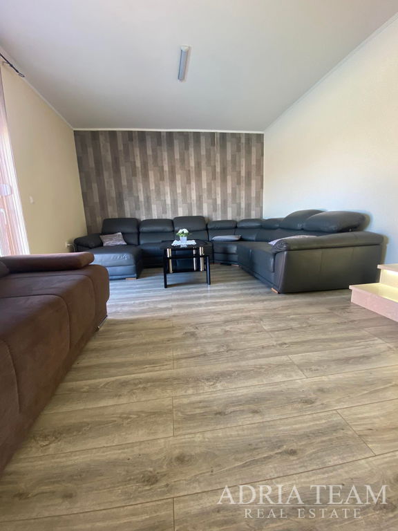 ATTRACTIVE VILLA WITH POOL  – PRIVLAKA, ZADAR