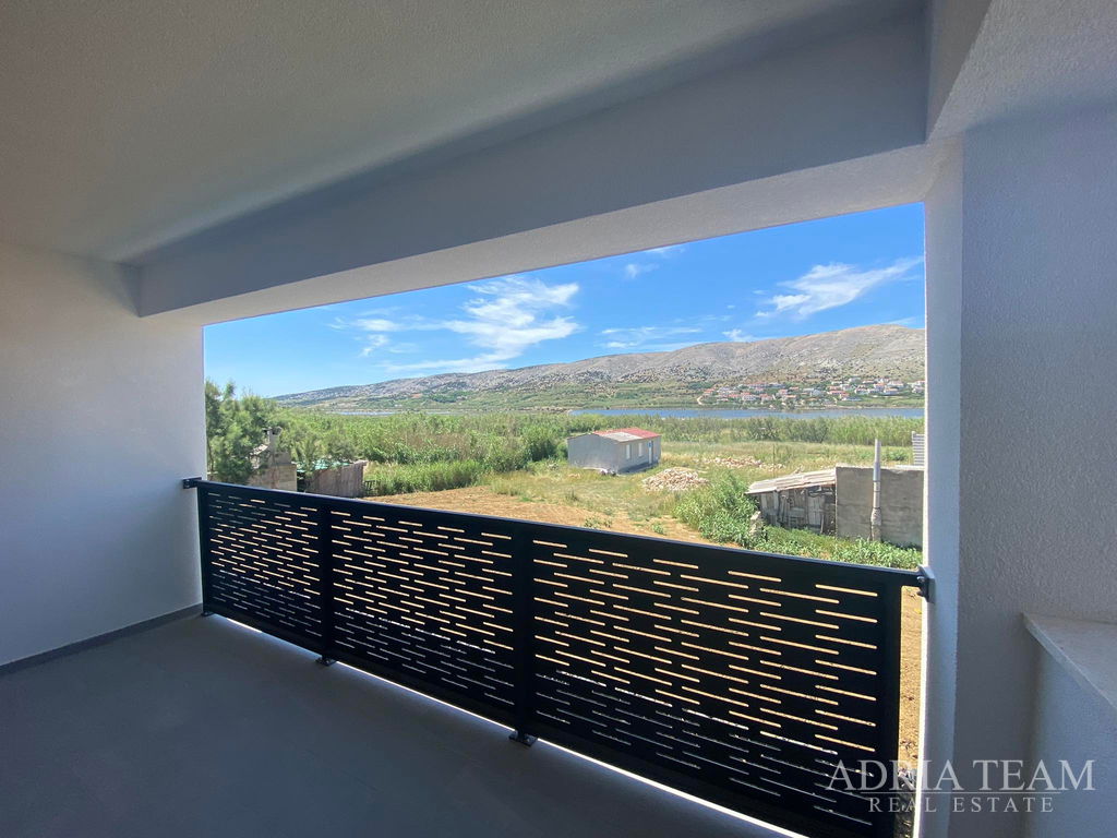 ATTRACTIVE APARTMENT IN A NEW BUILDING WITH SEA VIEW – POVLJANA, PAG
