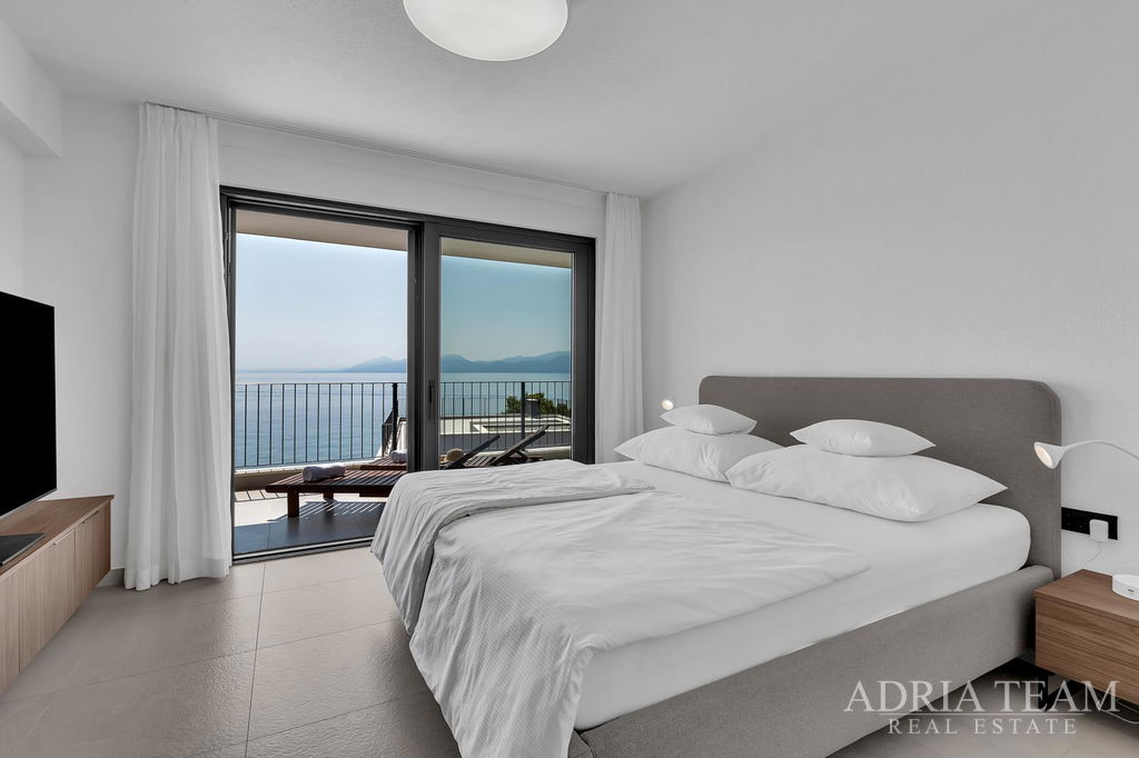 APARTMENT, 10m FROM THE SEA - SUĆURAJ, HVAR