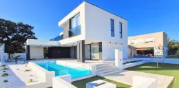 LUXURY VILLA WITH POOL – NEW BUILD – PRIME LOCATION – KOŽINO property for sale
