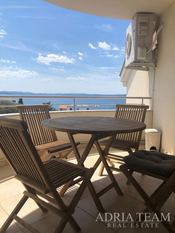 HOUSE WITH 10 APARTMENTS, SEA VIEW - PETRČANE