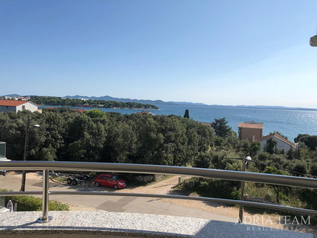 HOUSE WITH 10 APARTMENTS, SEA VIEW - PETRČANE