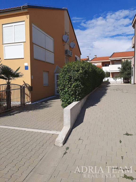 THREE-LEVEL APARTMENT – VRSI, ZADAR