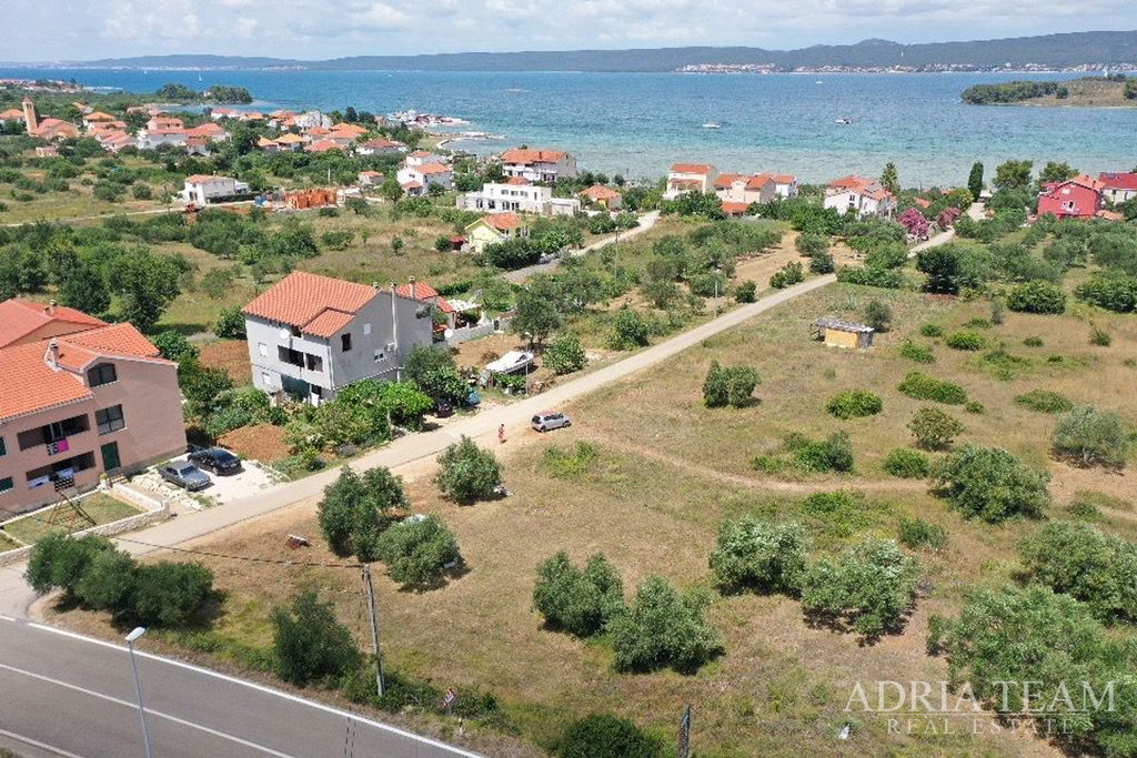 BUILDING LAND WITH SEA VIEW, 200 m FROM THE SEA - MRLJANE,  PAŠMAN